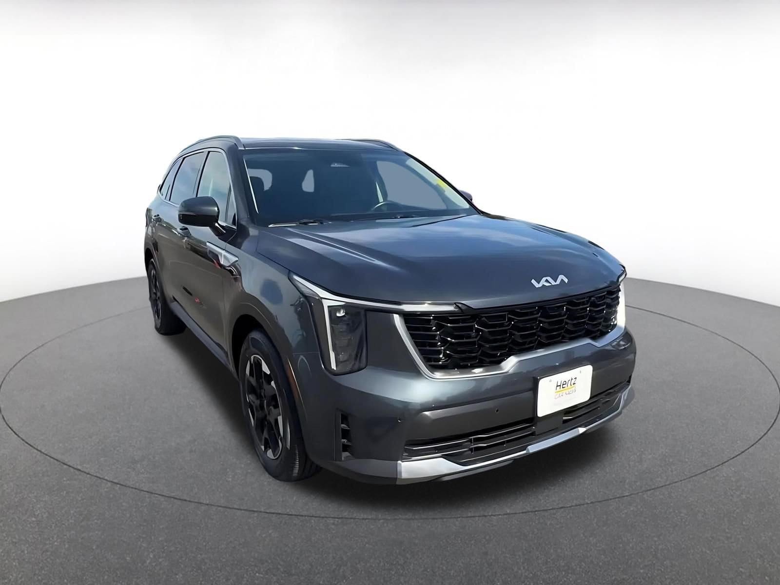 Thumbnail: 2024 Kia Sorento - 3