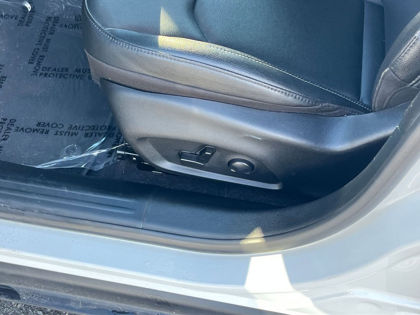 Thumbnail: 2025 Jeep Compass - 23