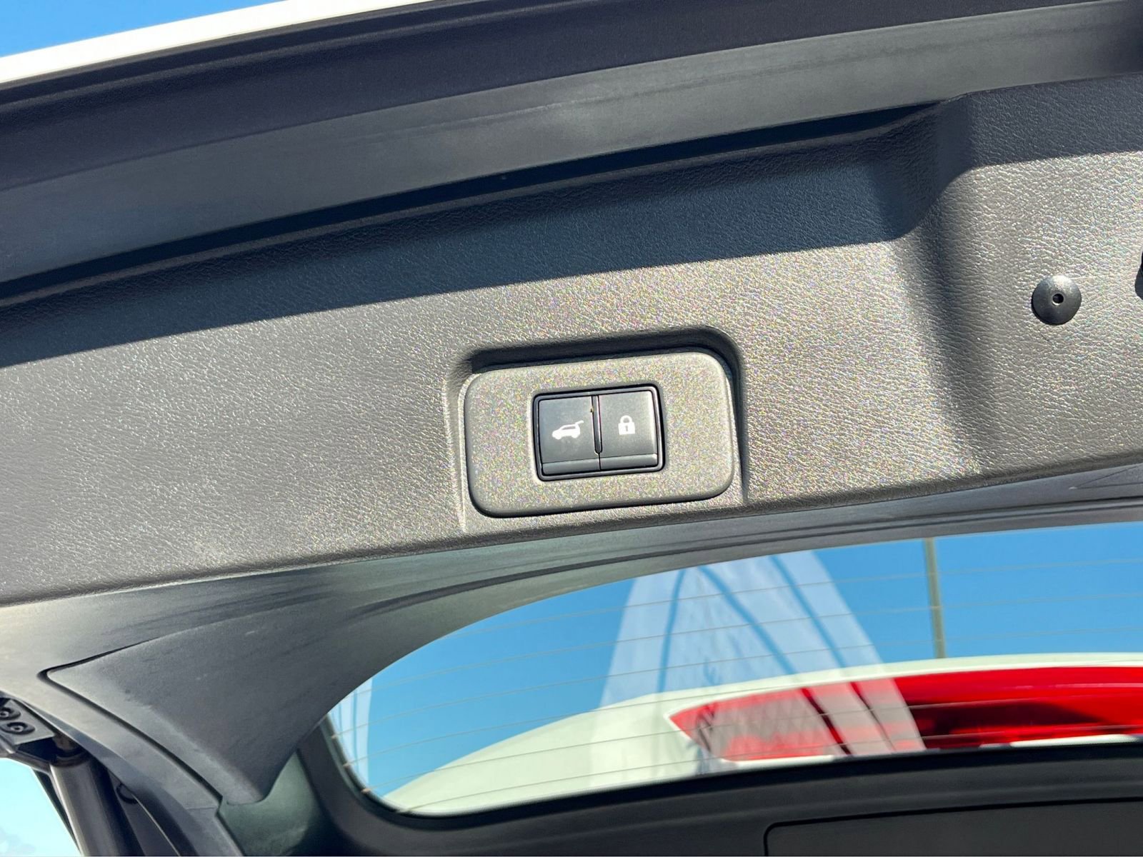 Thumbnail: 2025 Nissan Rogue - 23