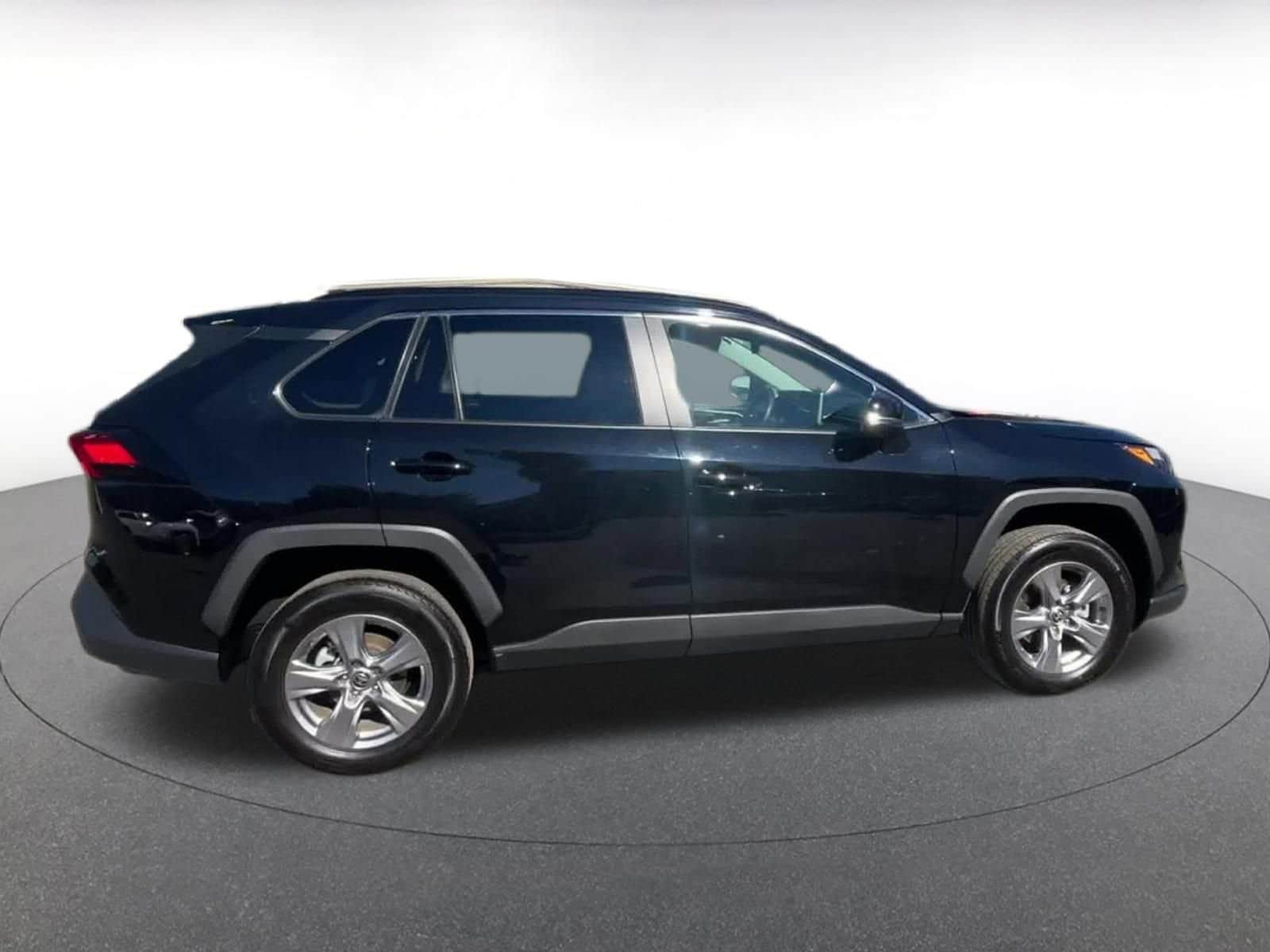 Thumbnail: 2025 Toyota RAV4 - 16