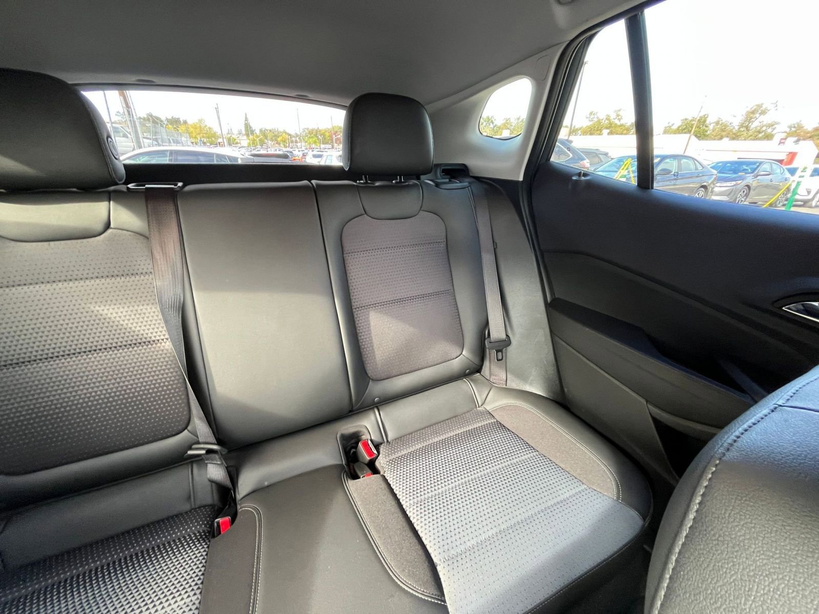 Thumbnail: 2025 Chevrolet Trax - 35