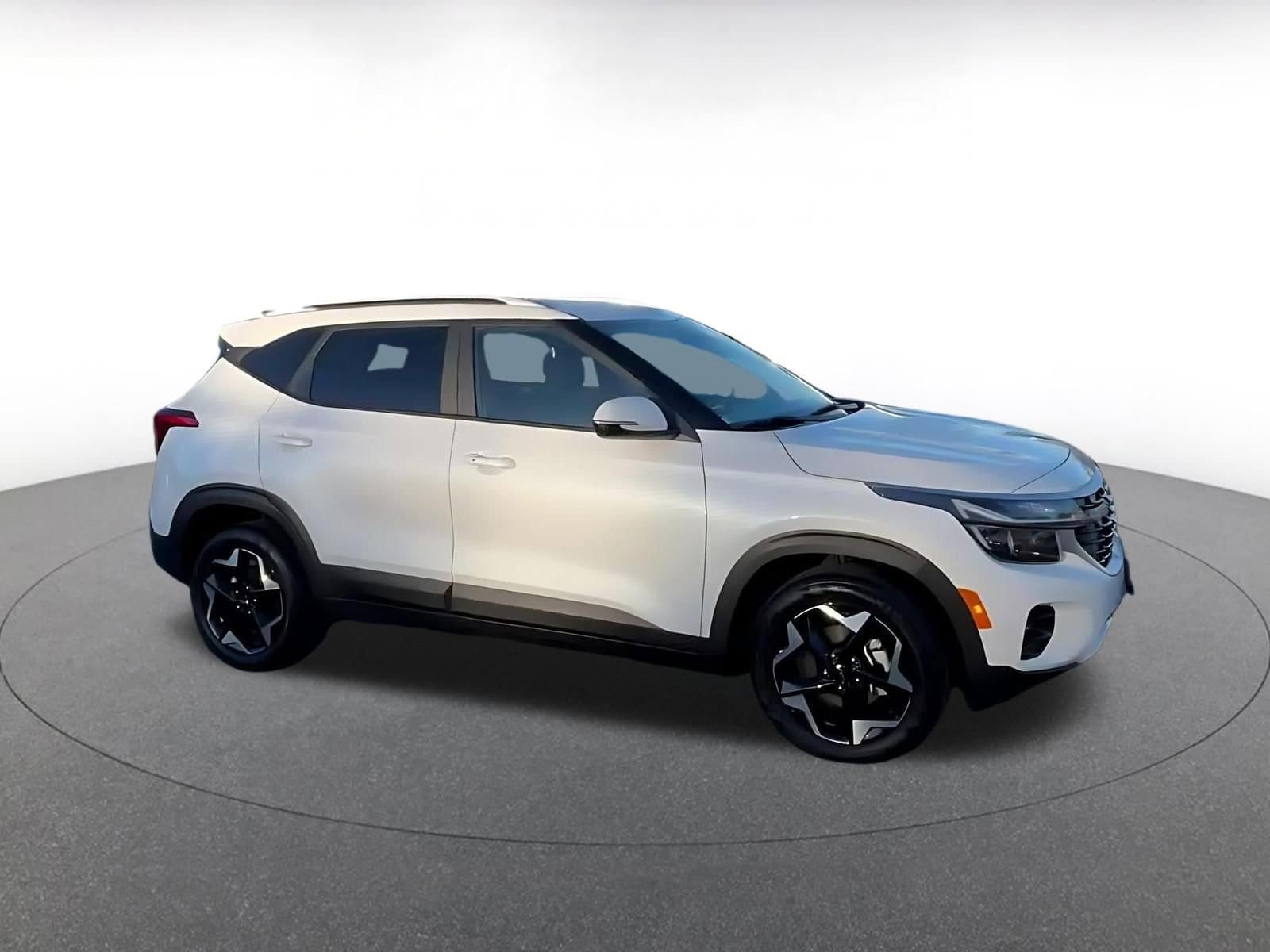 Thumbnail: 2025 Kia Seltos - 2