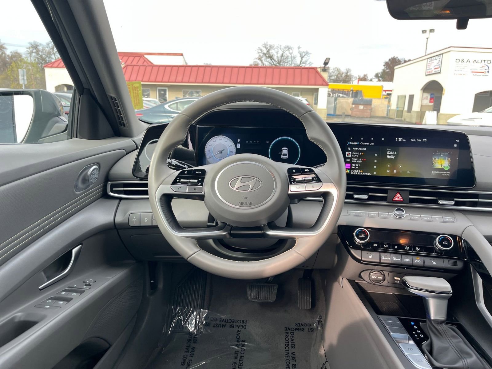 Thumbnail: 2025 Hyundai Elantra - 32