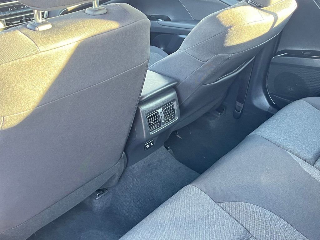 Thumbnail: 2025 Toyota Camry - 32