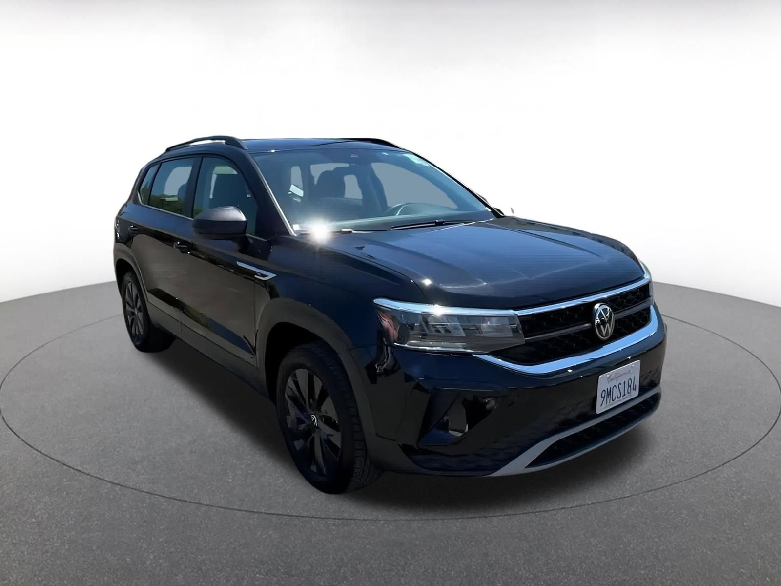 Thumbnail: 2024 Volkswagen Taos - 3