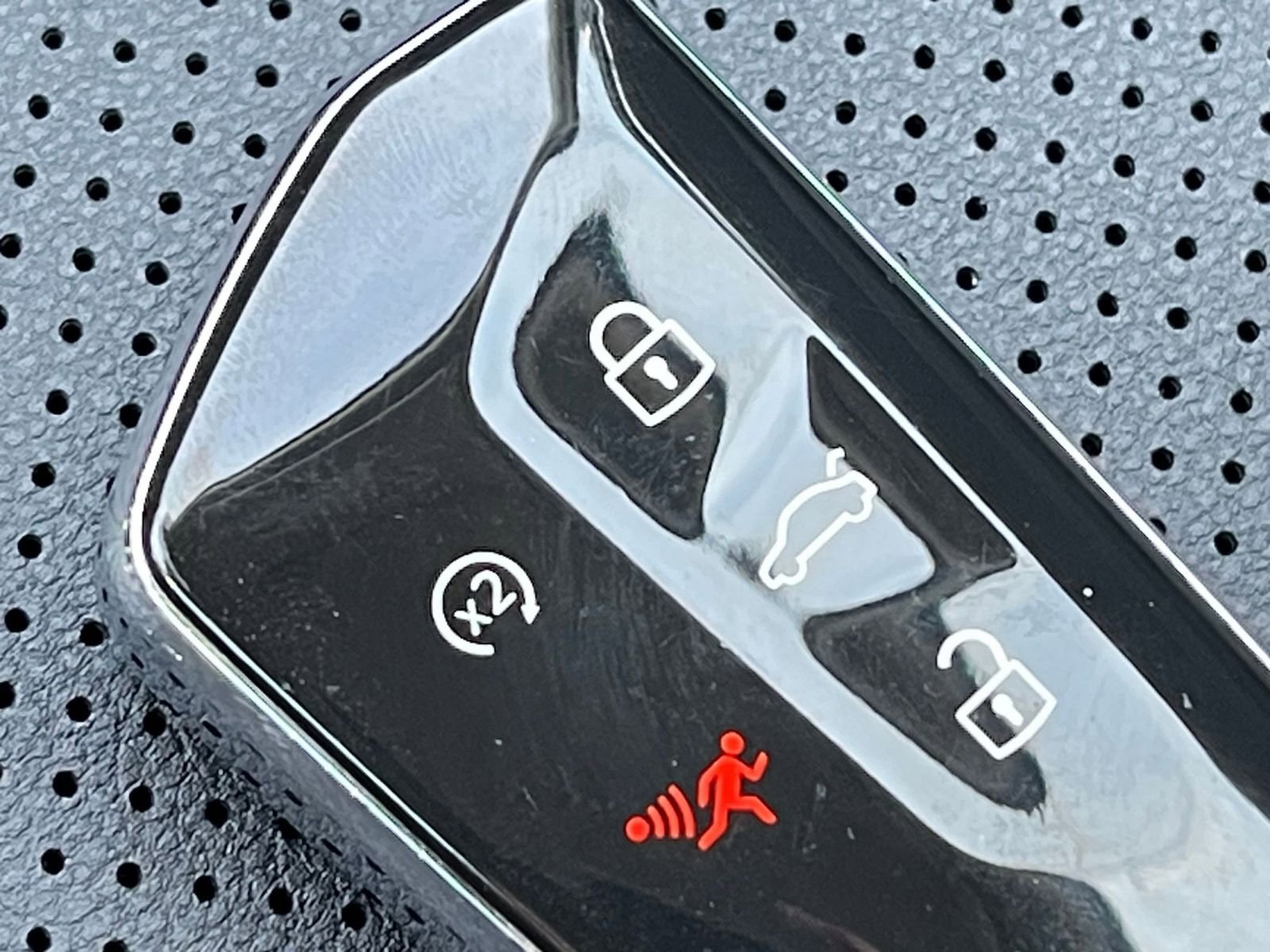 Thumbnail: 2025 Volkswagen Atlas - 28