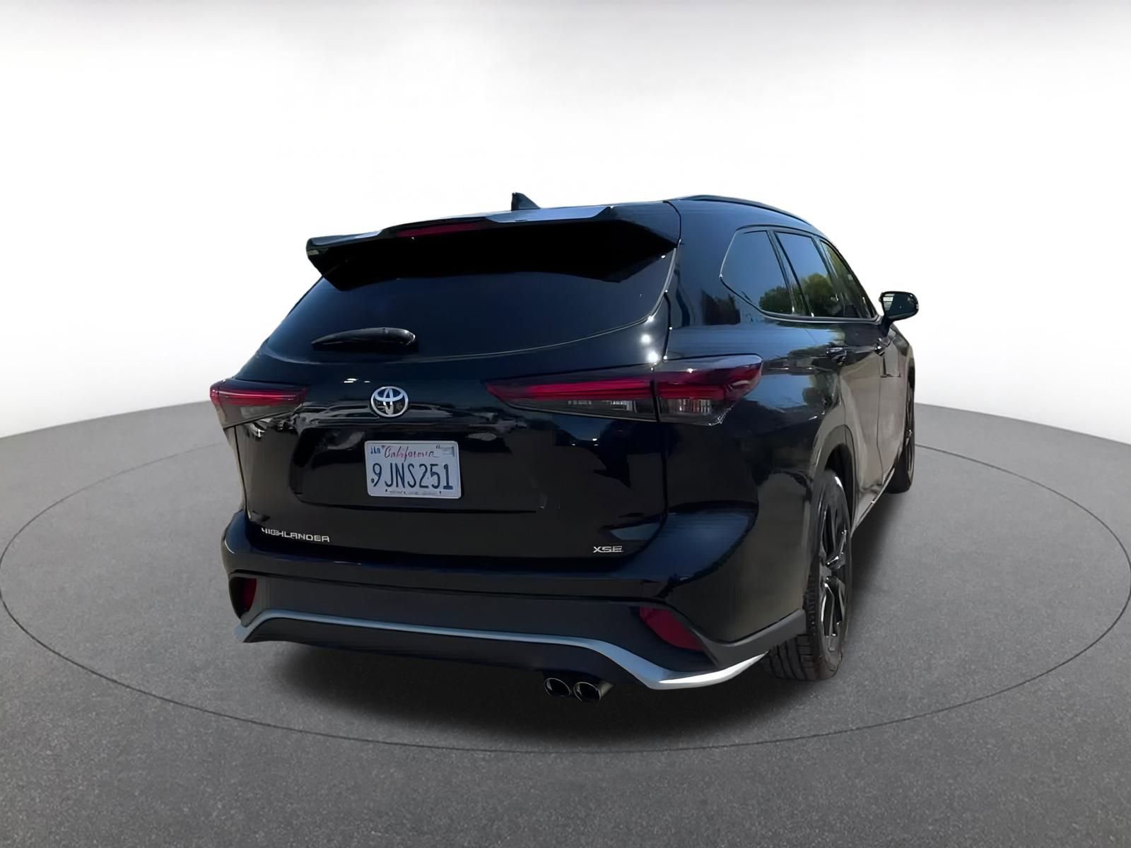 Thumbnail: 2024 Toyota Highlander - 13