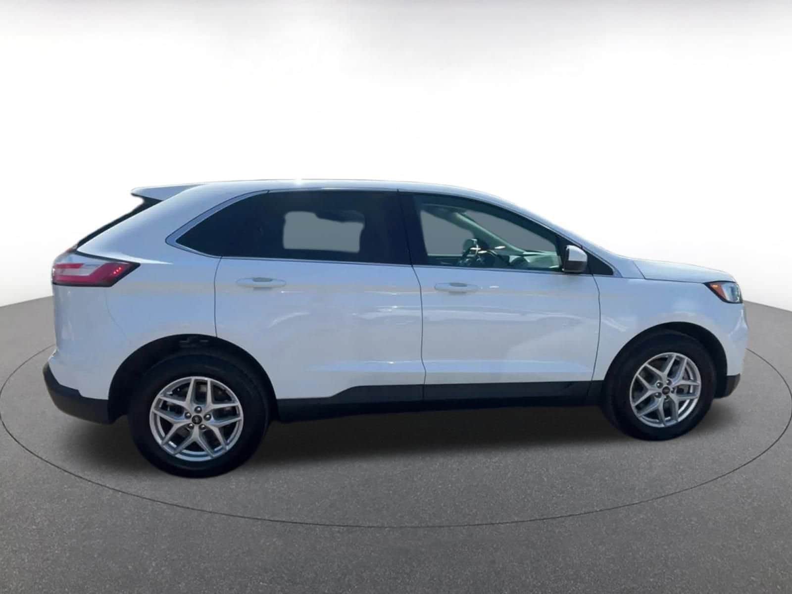 Thumbnail: 2024 Ford Edge - 16