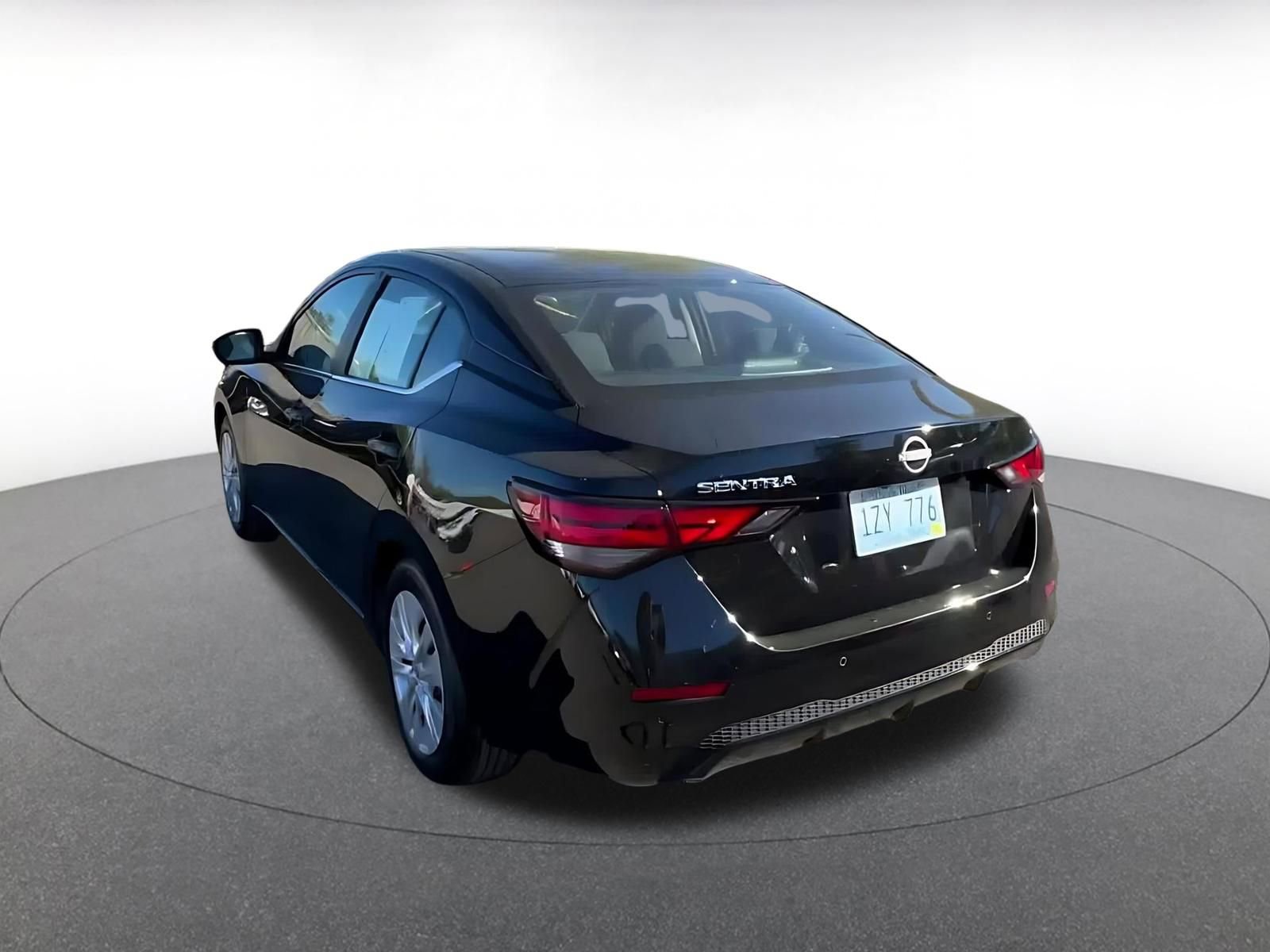 Thumbnail: 2025 Nissan Sentra - 10