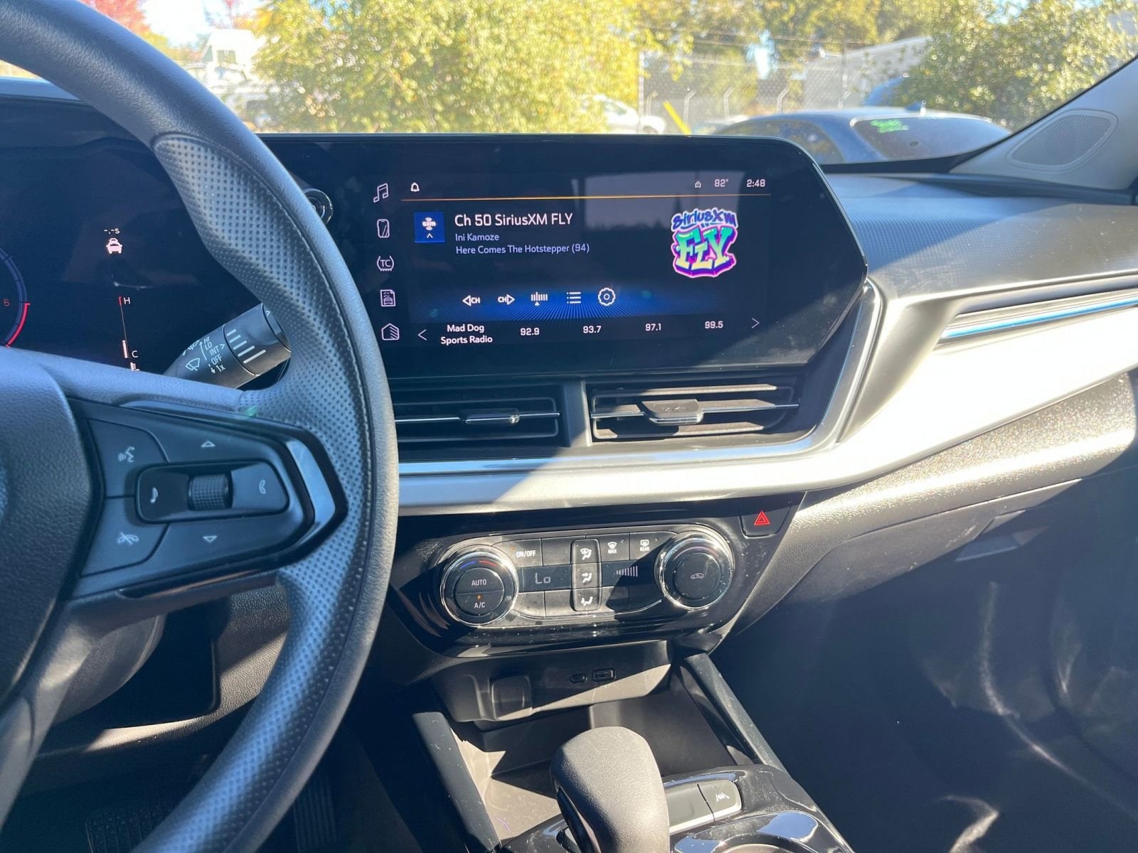 Thumbnail: 2025 Chevrolet Trax - 18