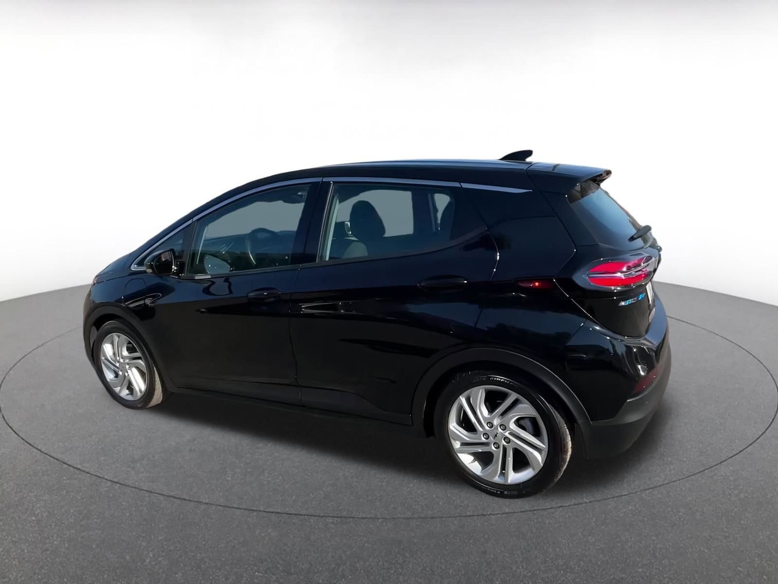 Thumbnail: 2023 Chevrolet Bolt EV - 14