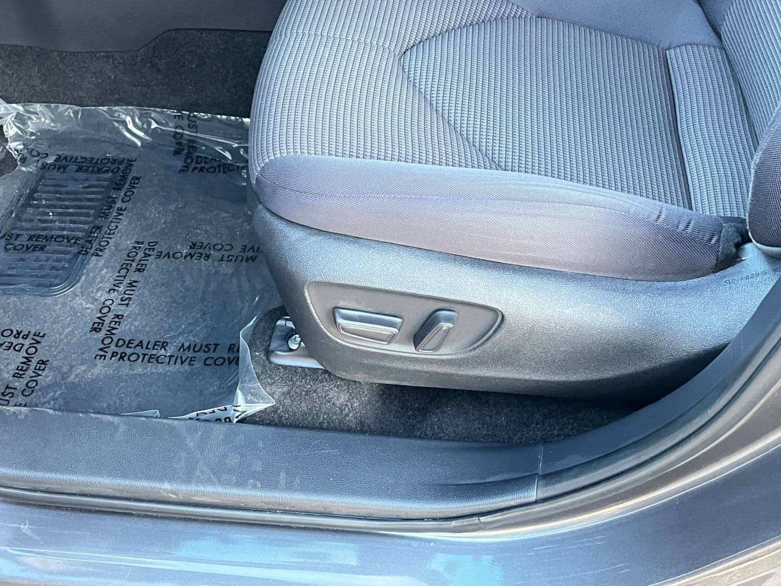 Thumbnail: 2025 Toyota Highlander - 24