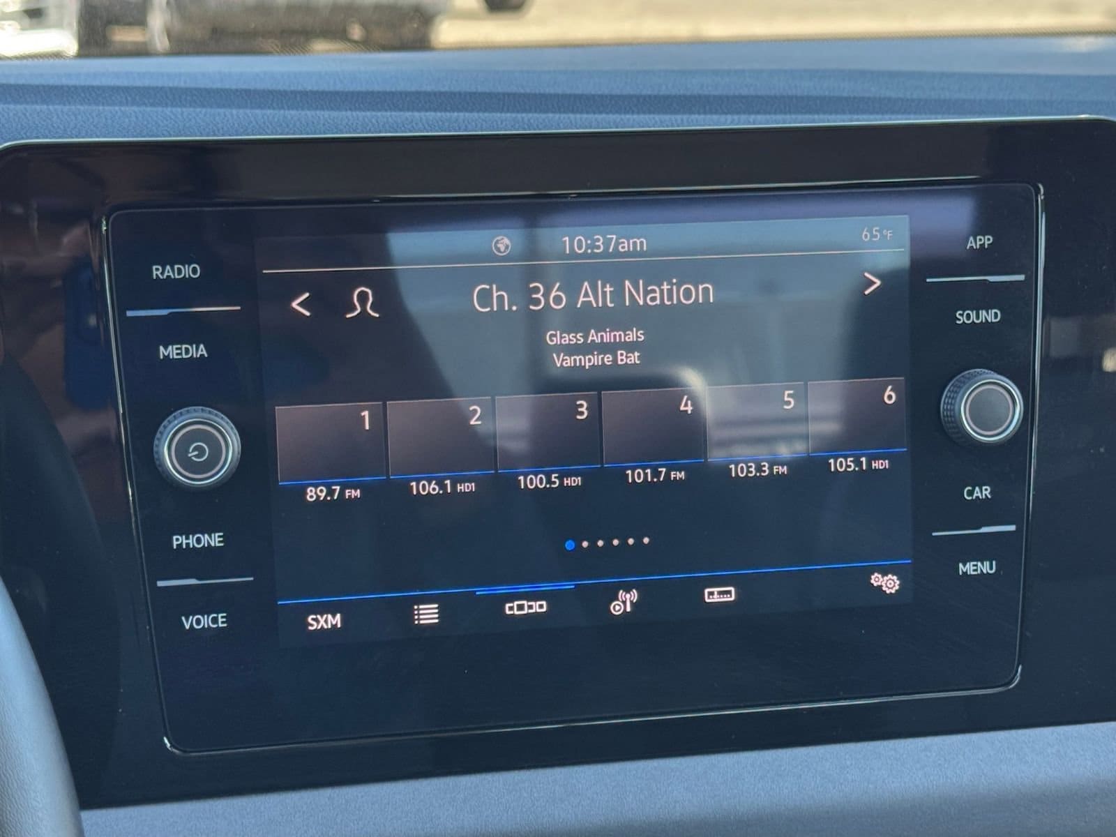 Thumbnail: 2025 Volkswagen Jetta - 21