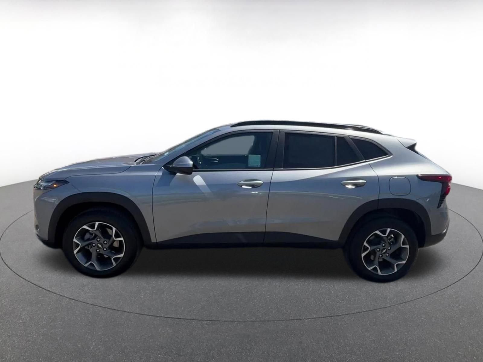 Thumbnail: 2025 Chevrolet Trax - 9