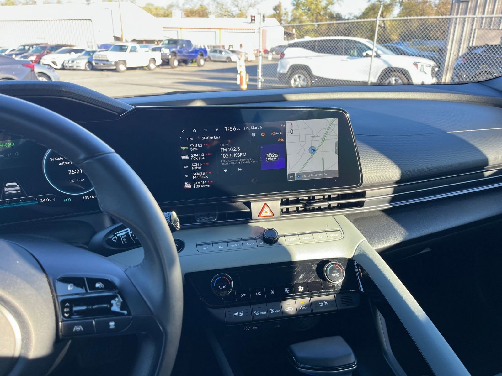 Thumbnail: 2025 Hyundai Elantra - 17