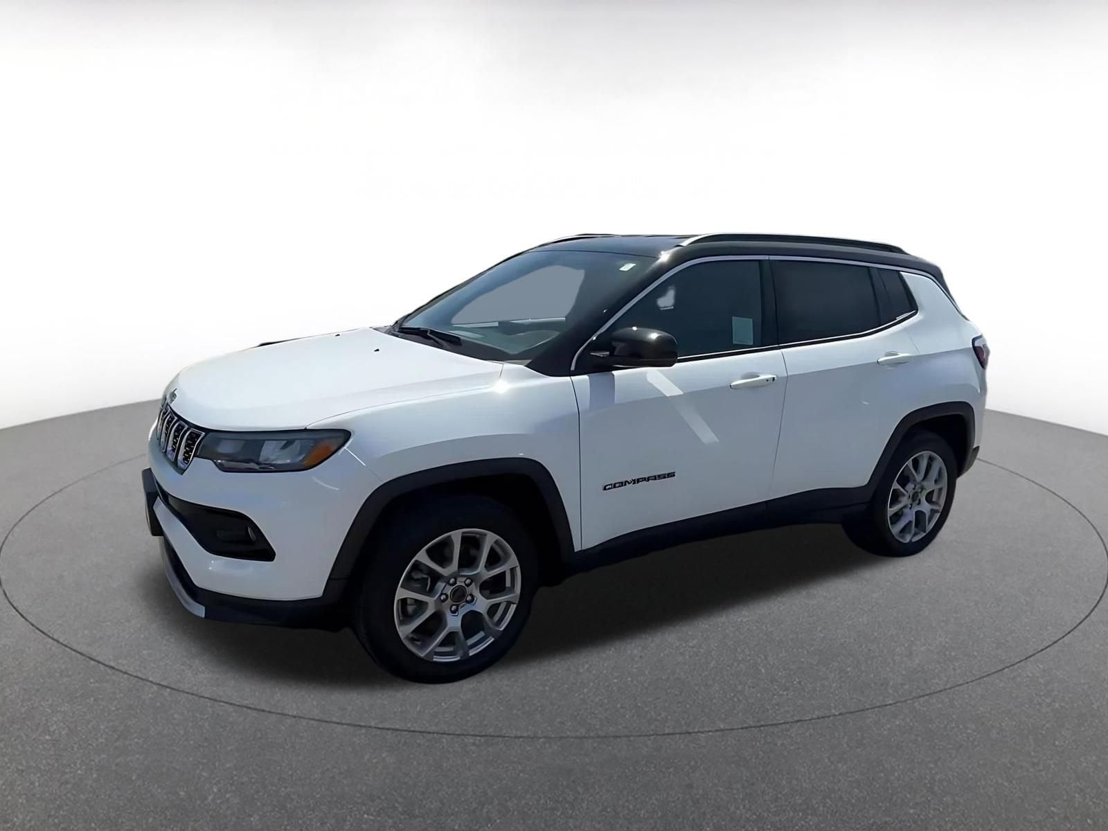 Thumbnail: 2025 Jeep Compass - 8