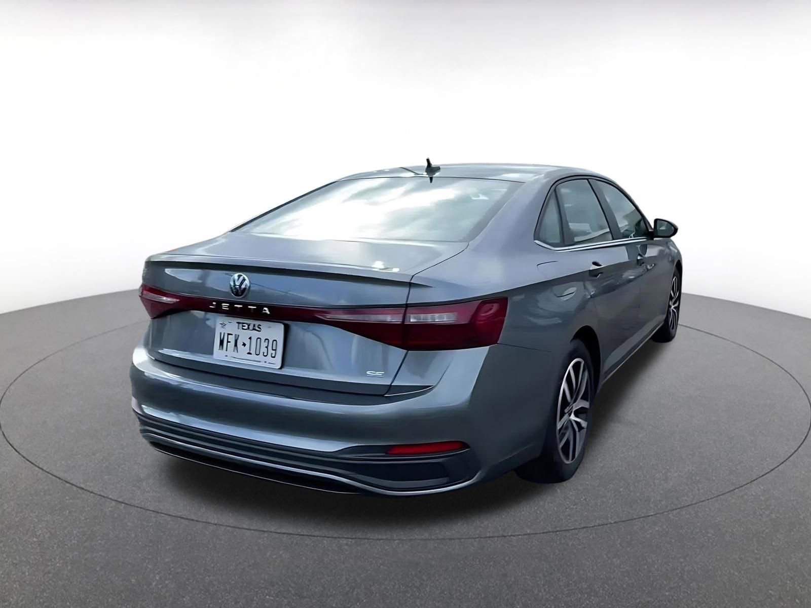 Thumbnail: 2025 Volkswagen Jetta - 14