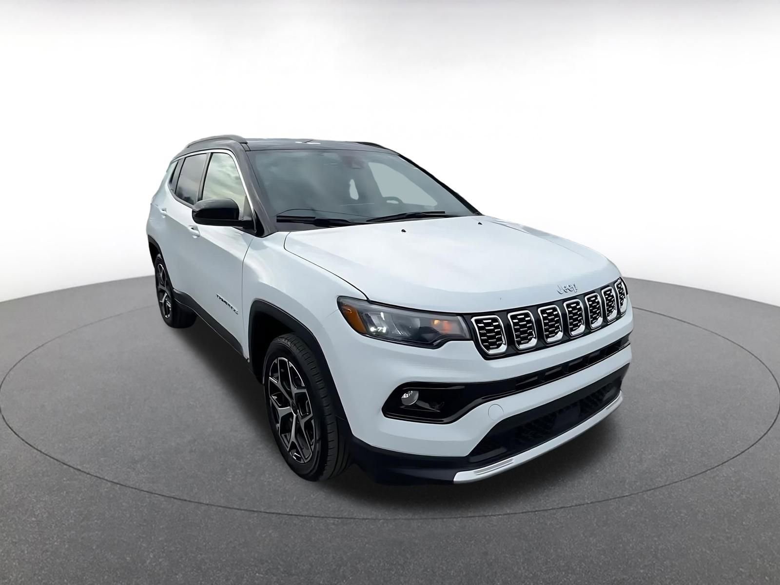 Thumbnail: 2025 Jeep Compass - 3