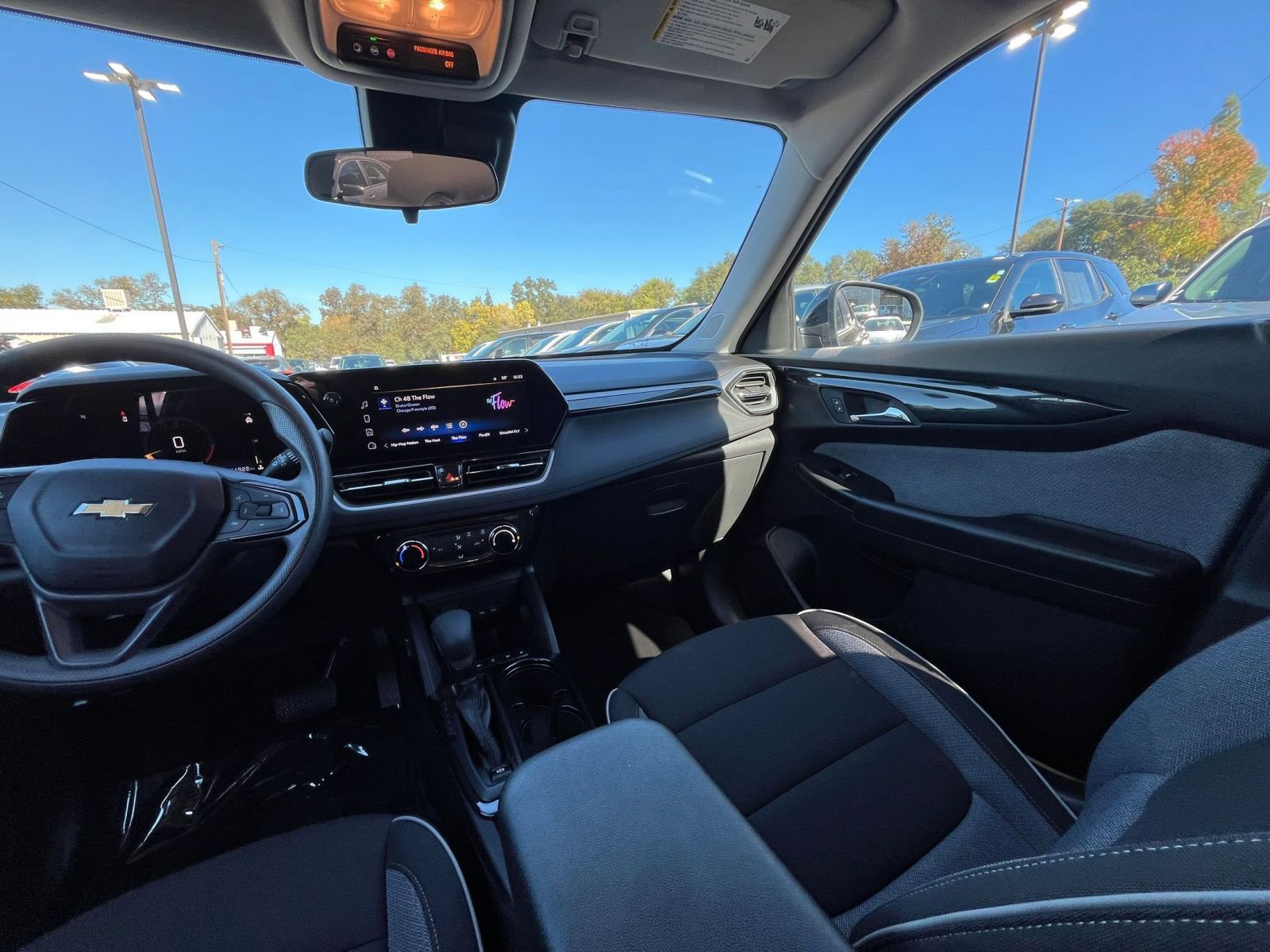 Thumbnail: 2025 Chevrolet TrailBlazer - 33