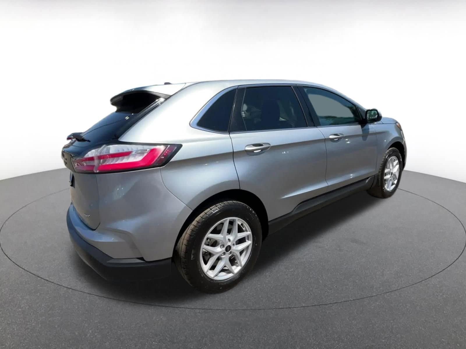 Thumbnail: 2024 Ford Edge - 23