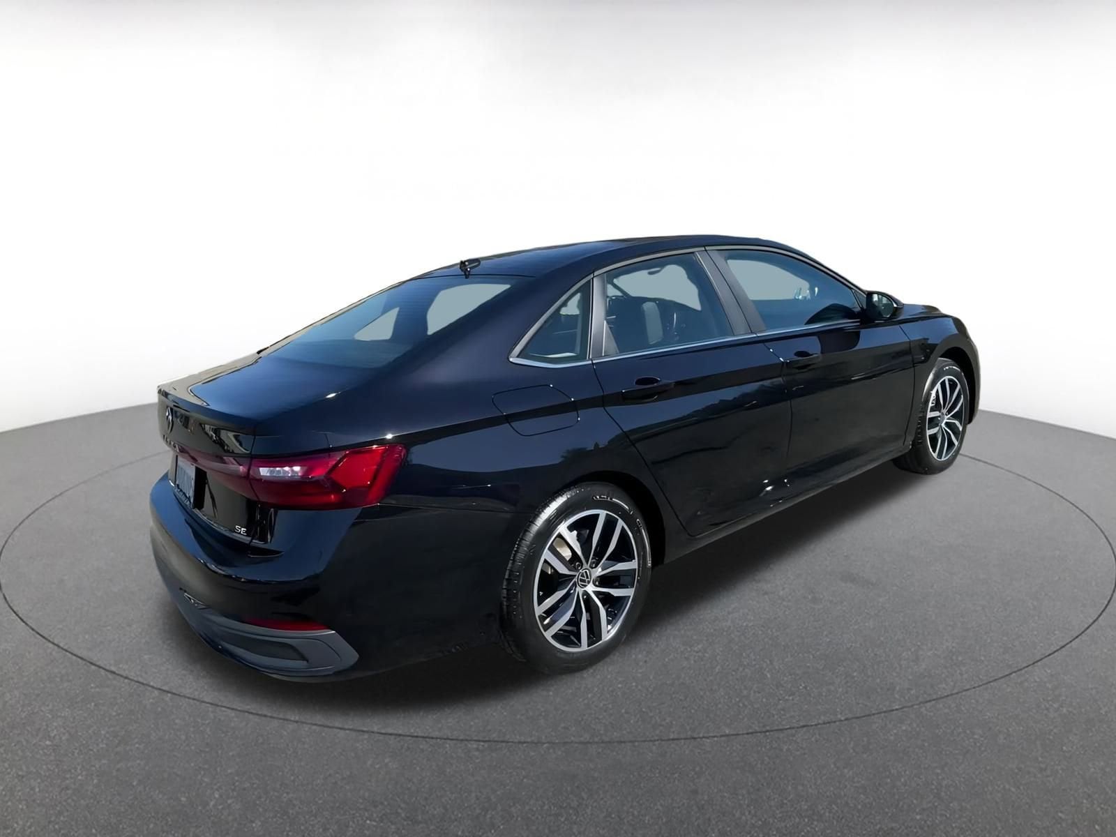 Thumbnail: 2025 Volkswagen Jetta - 15