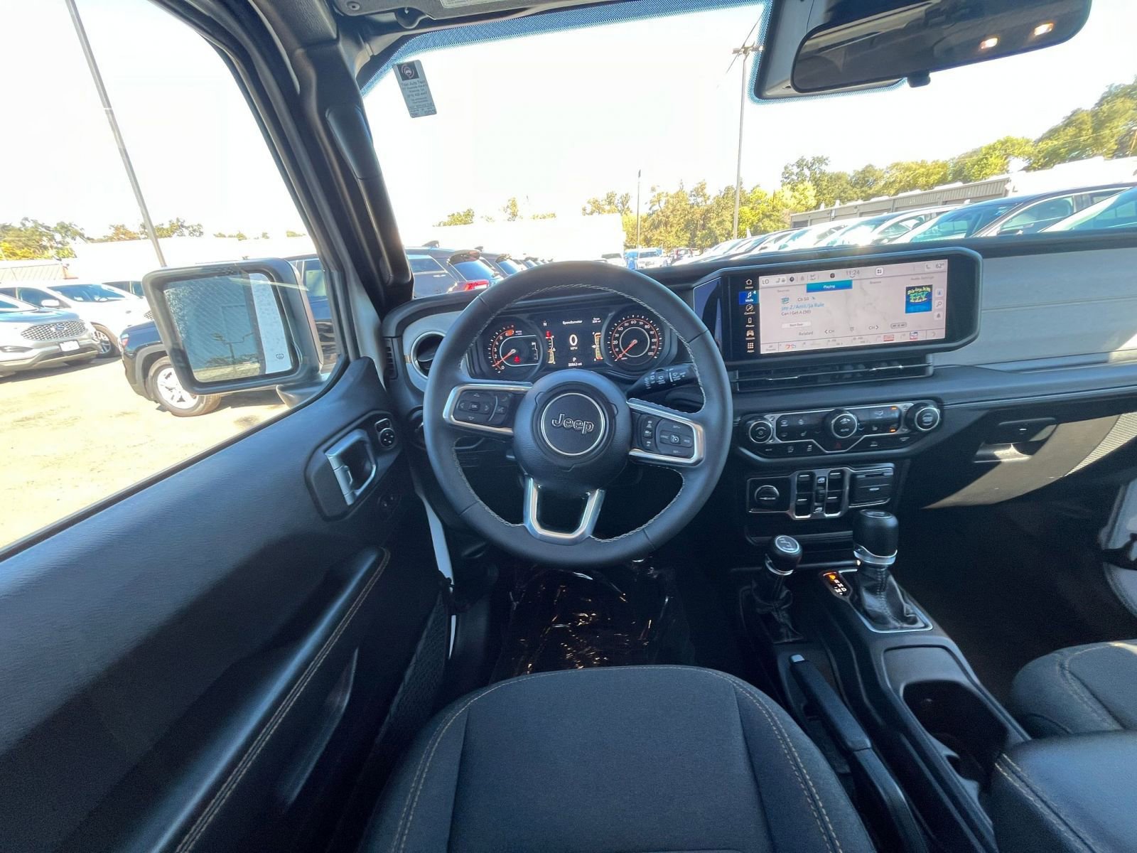 Thumbnail: 2025 Jeep Wrangler - 33