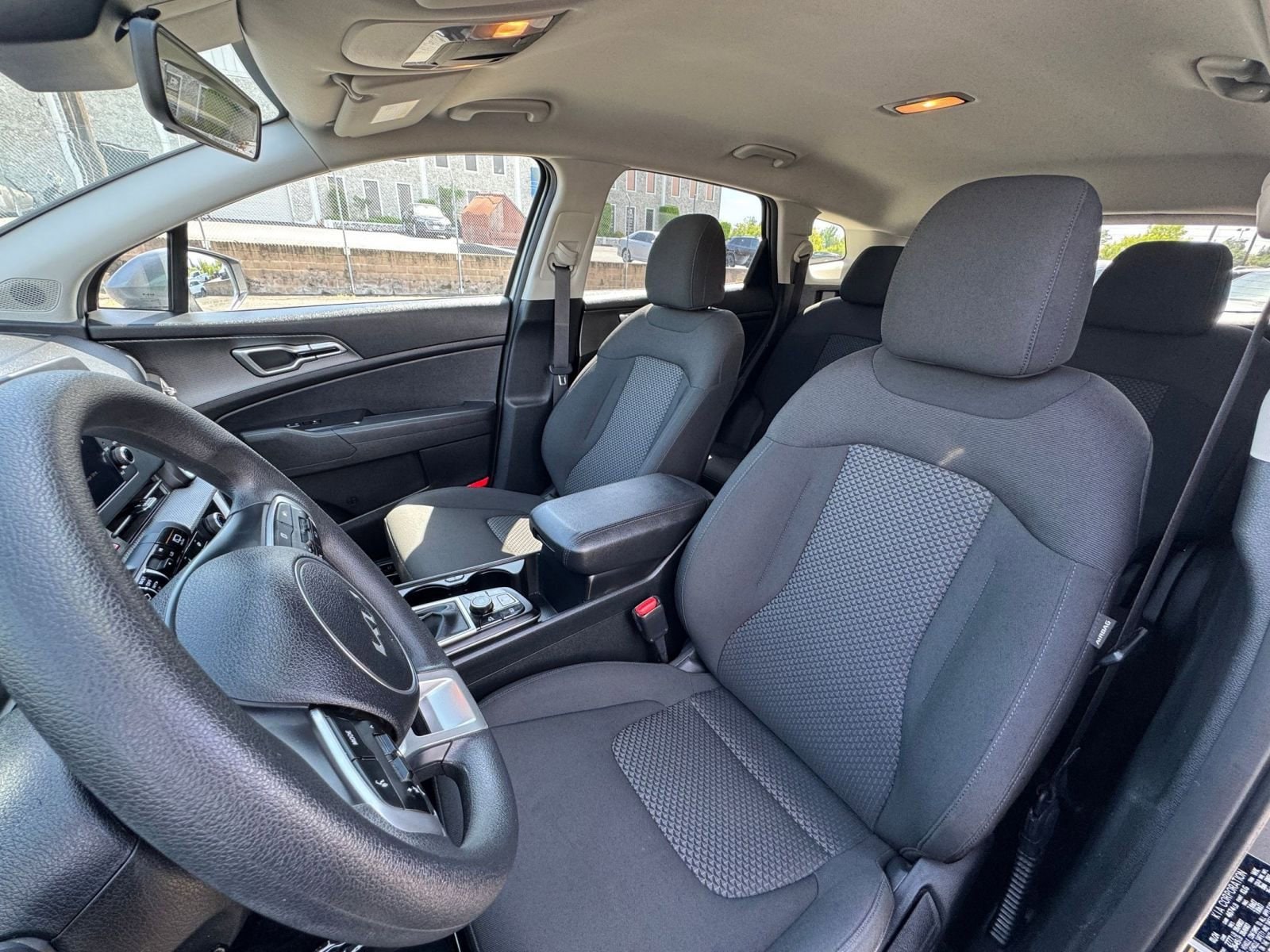 2024 Kia Sportage LX 35