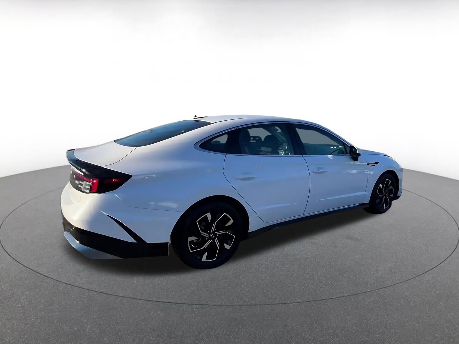 Thumbnail: 2025 Hyundai Sonata - 15