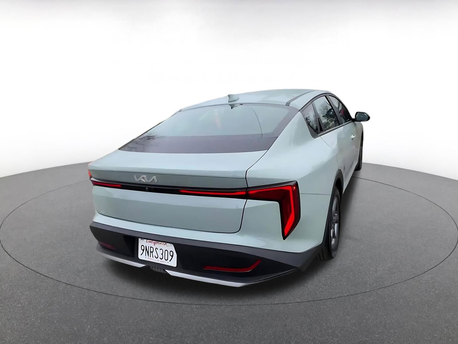 Thumbnail: 2025 Kia K4 - 14