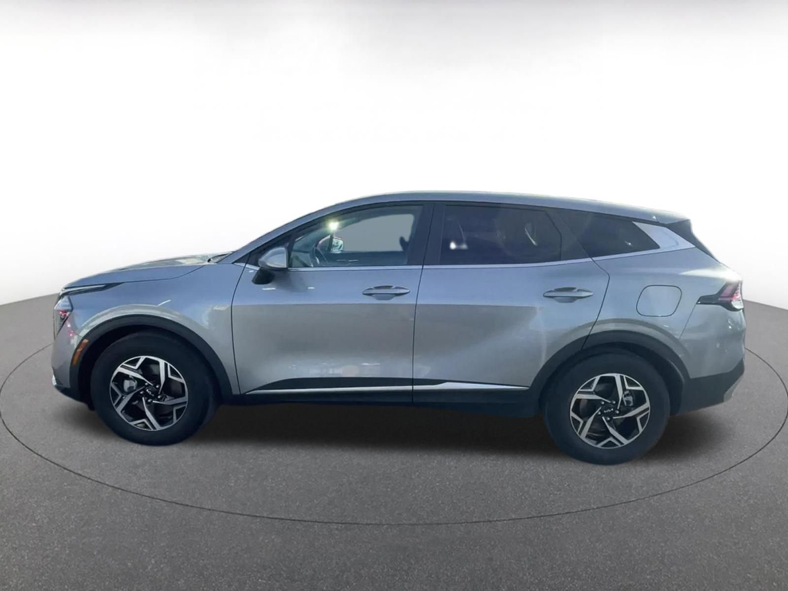 Thumbnail: 2025 Kia Sportage - 9