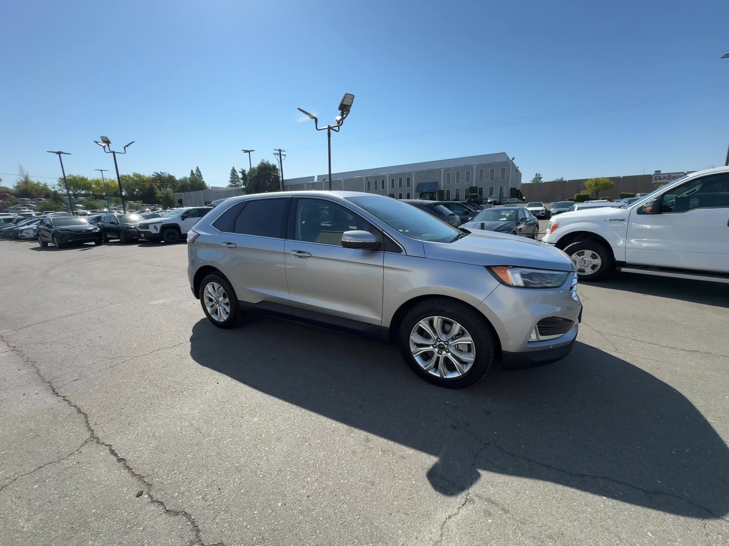 2022 Ford Edge Titanium 6