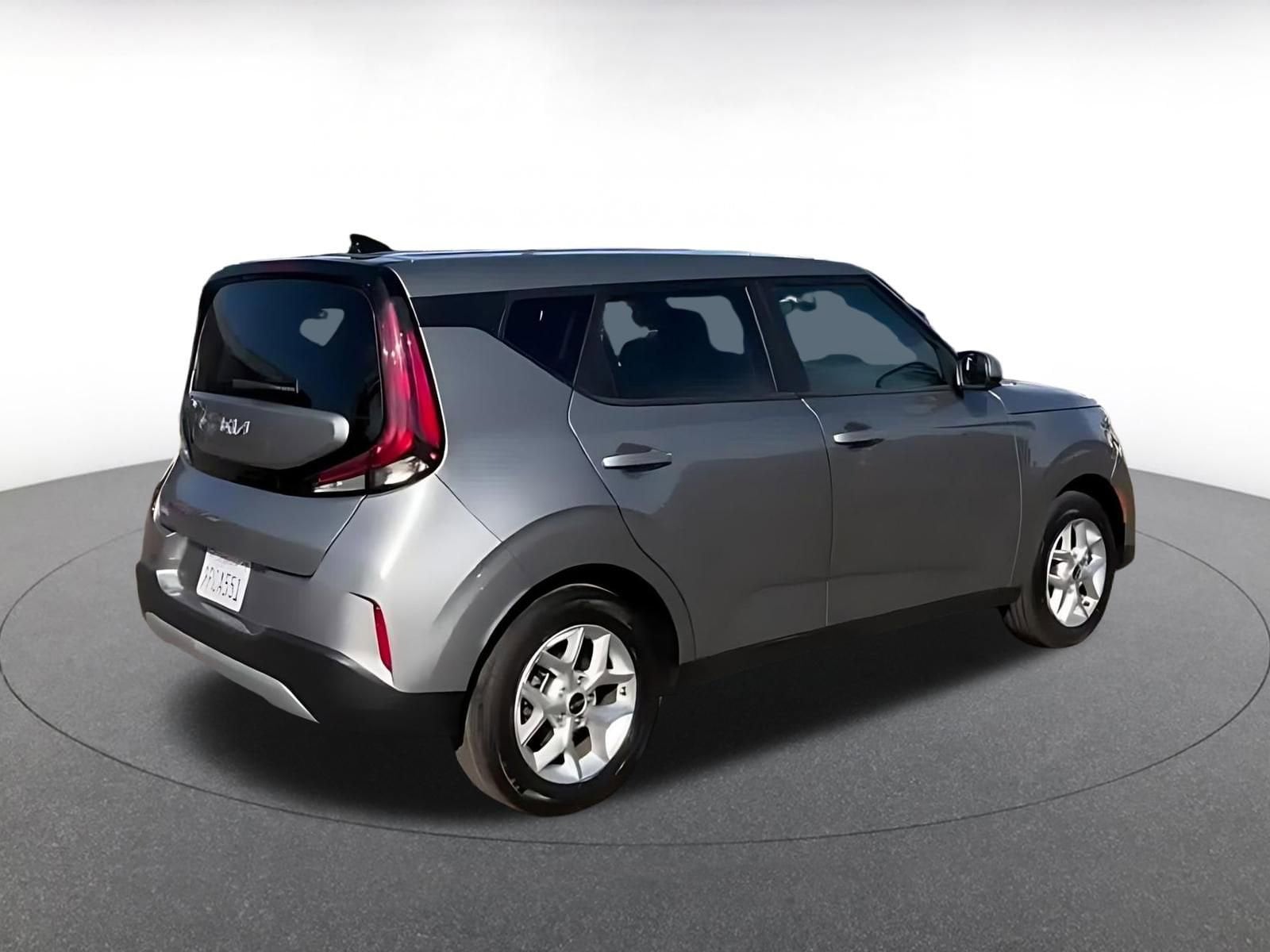 Thumbnail: 2025 Kia Soul - 15
