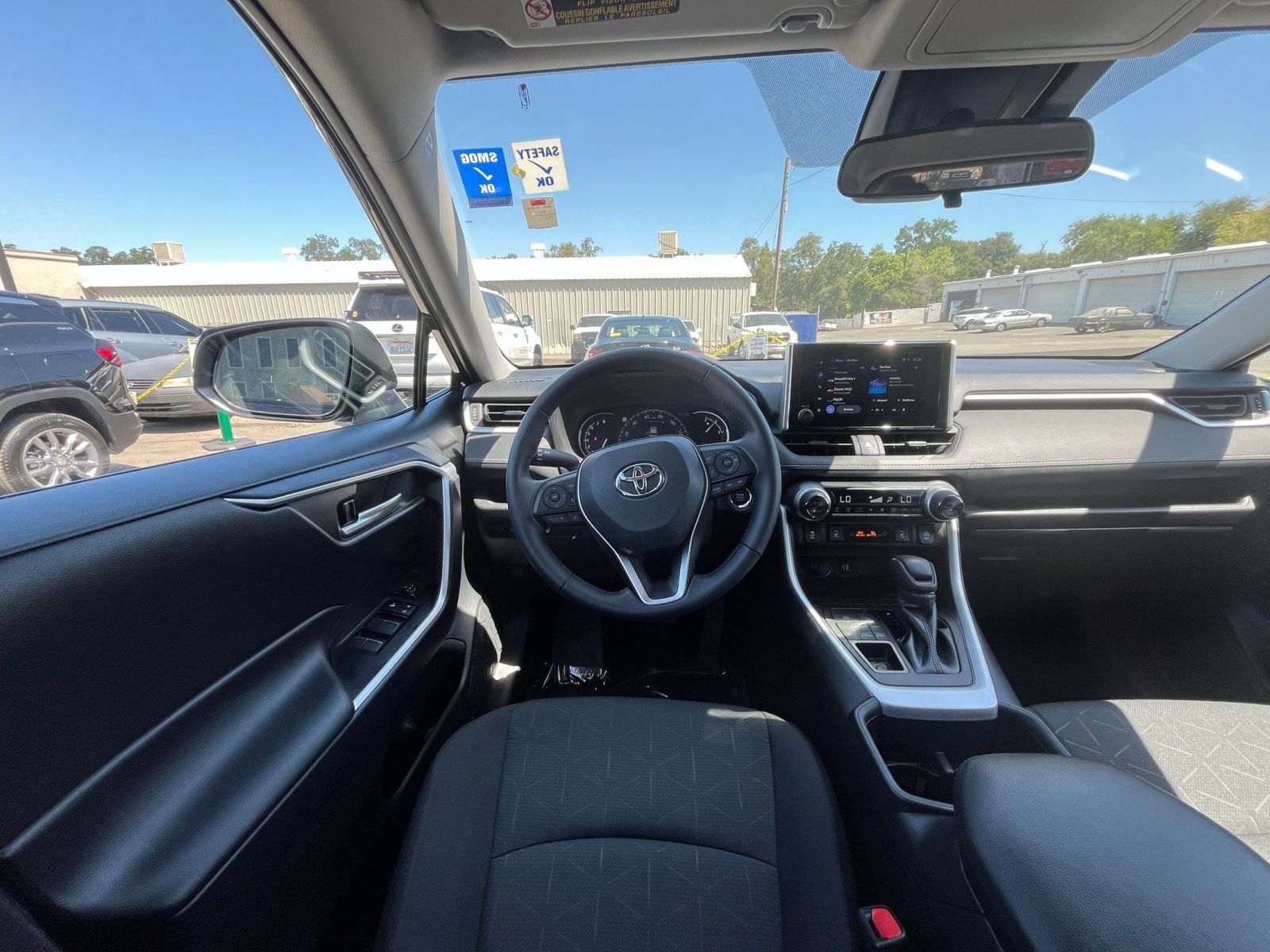 Thumbnail: 2024 Toyota RAV4 - 34