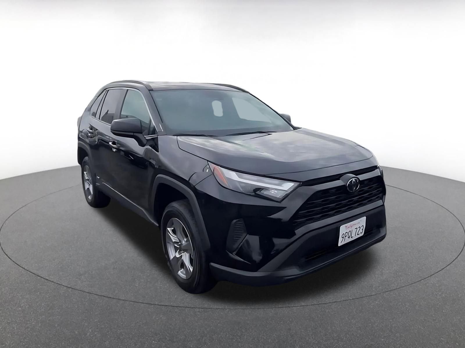 Thumbnail: 2025 Toyota RAV4 - 3