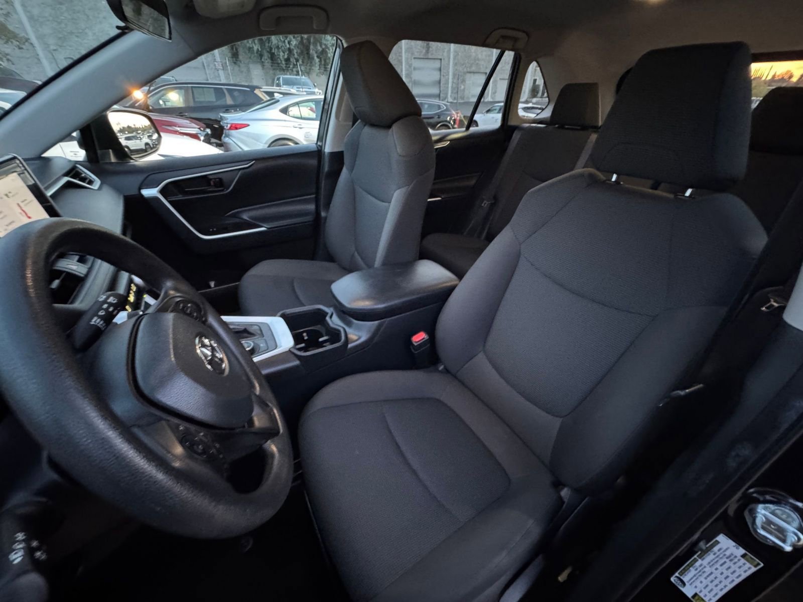 Thumbnail: 2025 Toyota RAV4 - 35