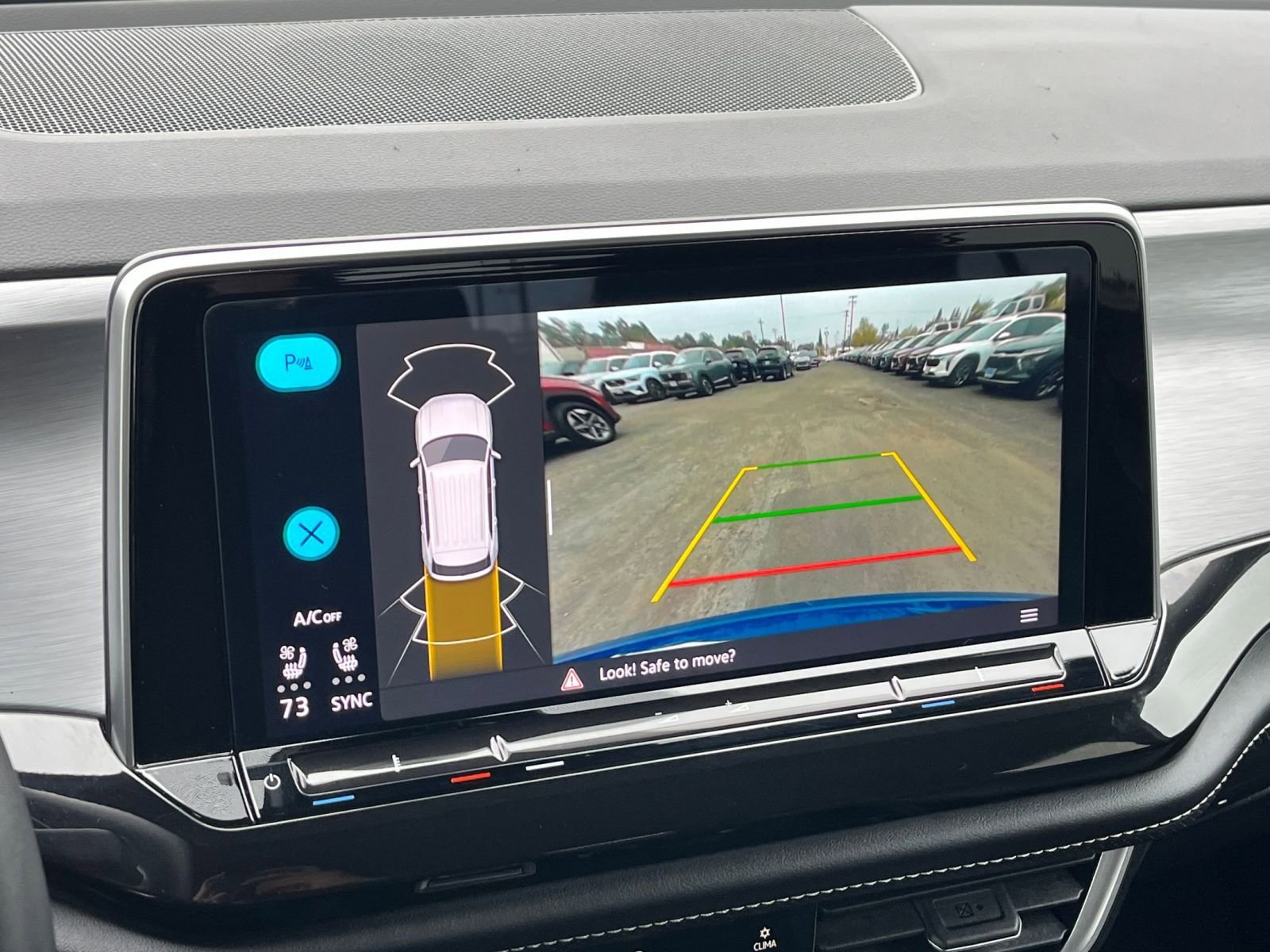 Thumbnail: 2025 Volkswagen Atlas - 17