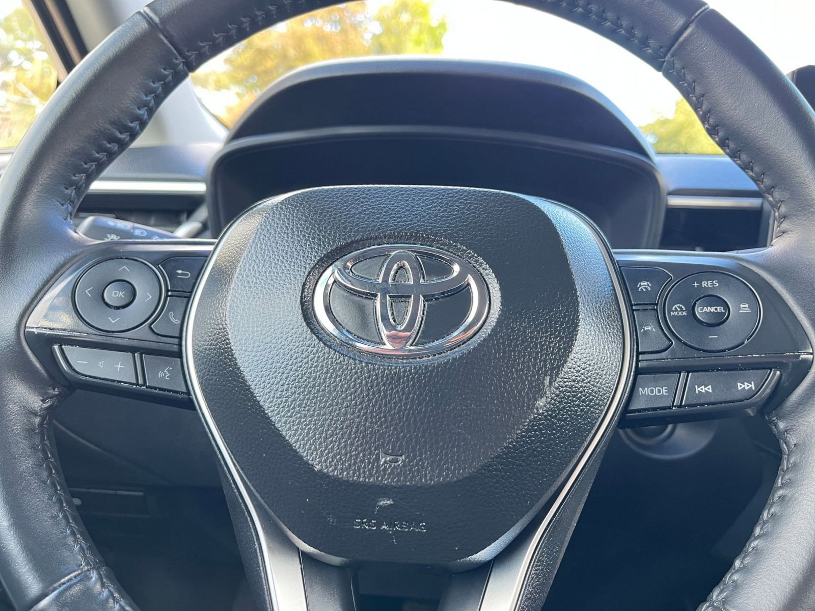 Thumbnail: 2025 Toyota Corolla Cross - 27