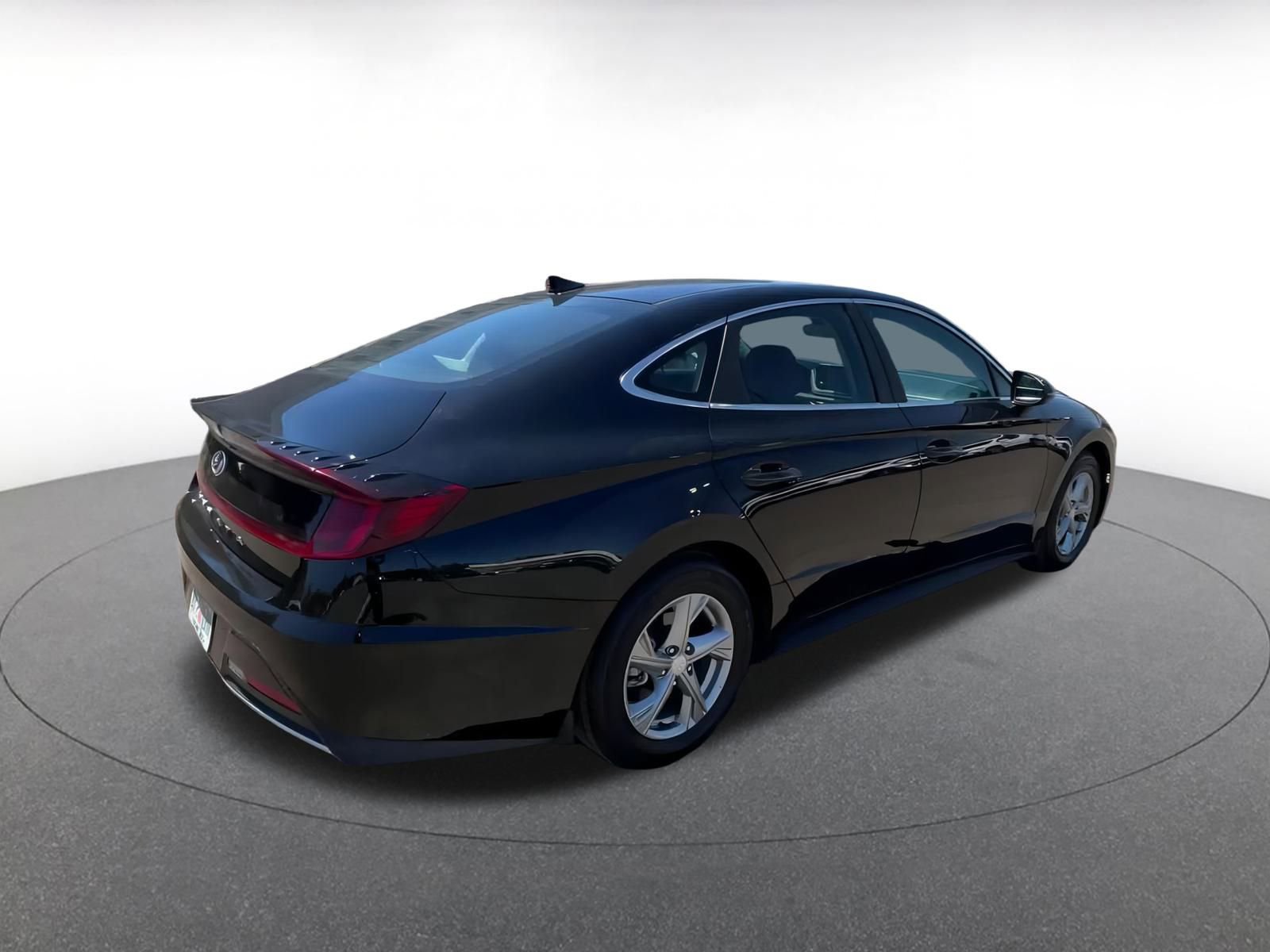 Thumbnail: 2023 Hyundai Sonata - 15
