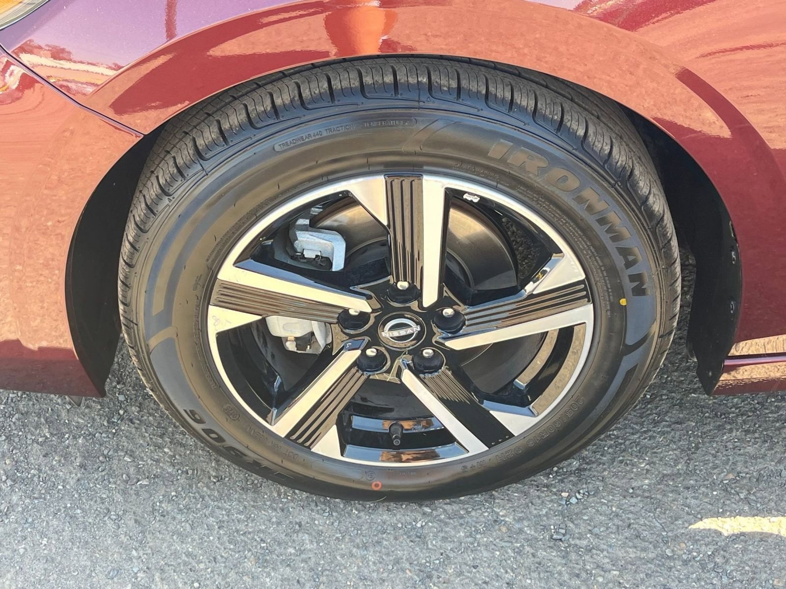 Thumbnail: 2024 Nissan Sentra - 28