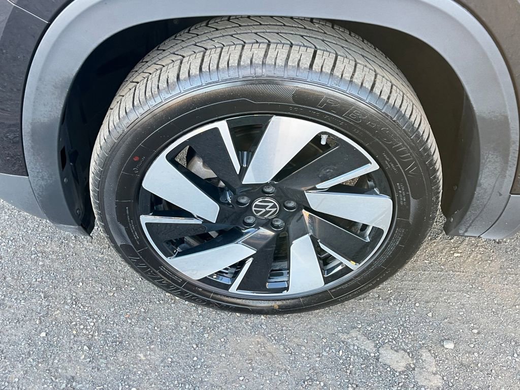 Thumbnail: 2025 Volkswagen Atlas - 17