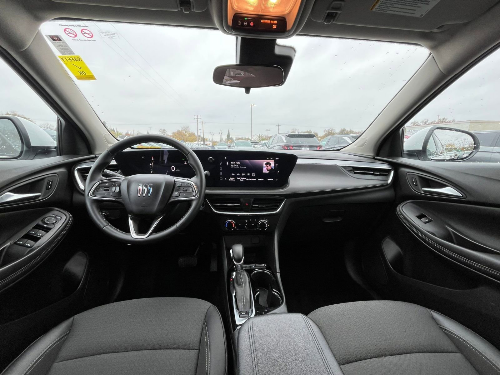 Thumbnail: 2025 Buick Encore GX - 31