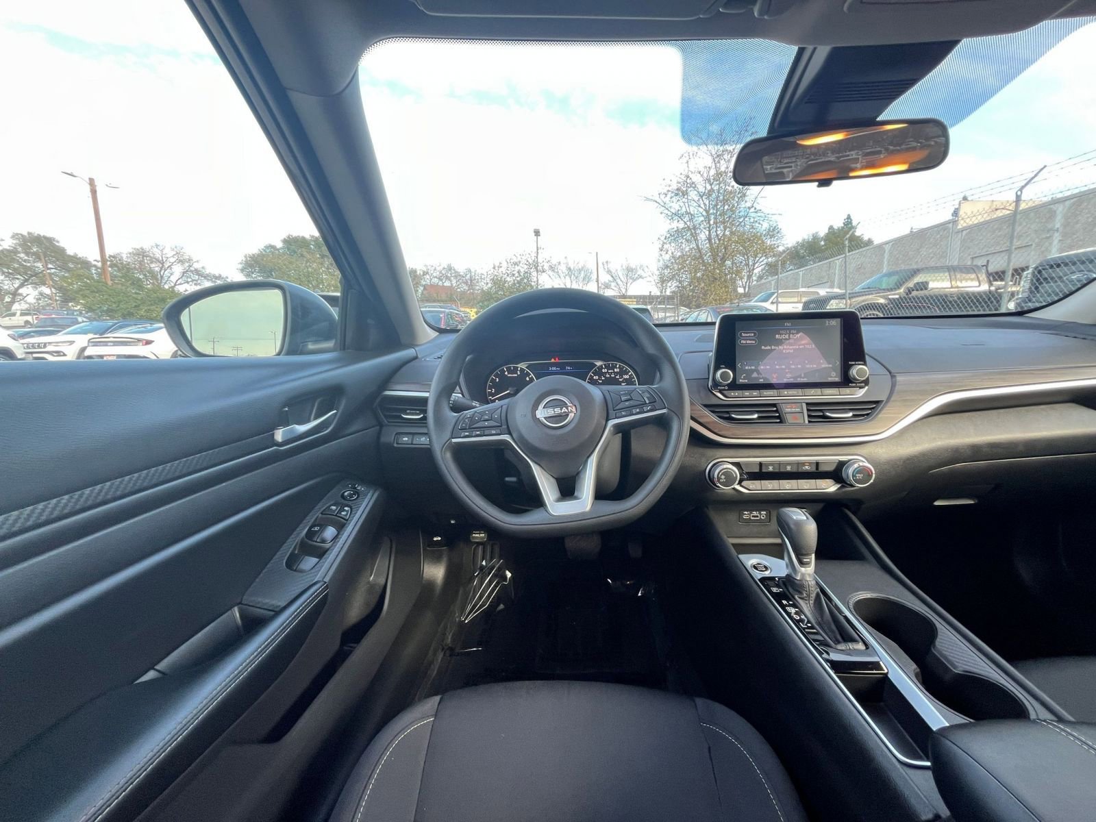 Thumbnail: 2025 Nissan Altima - 34