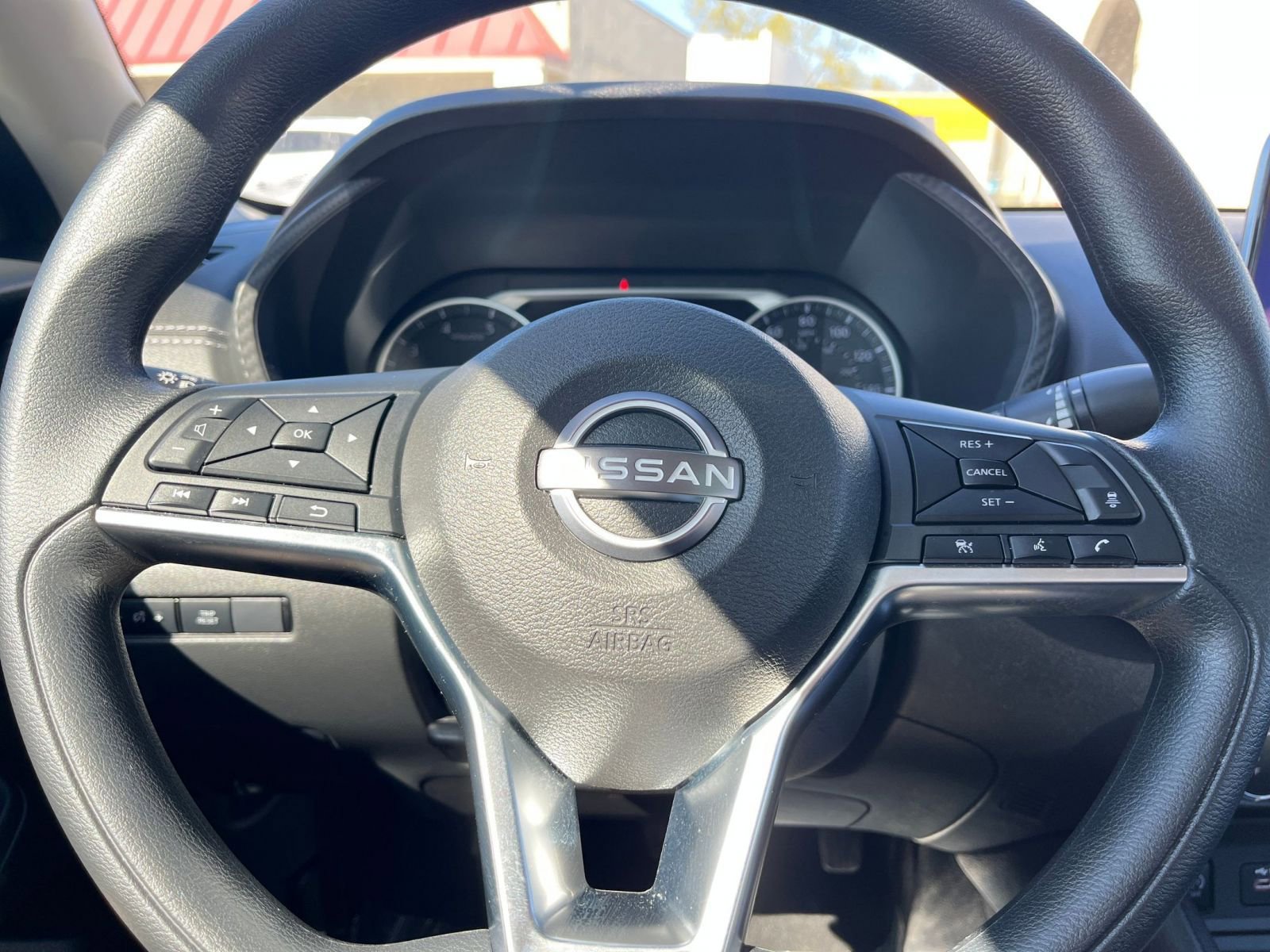 Thumbnail: 2025 Nissan Sentra - 25
