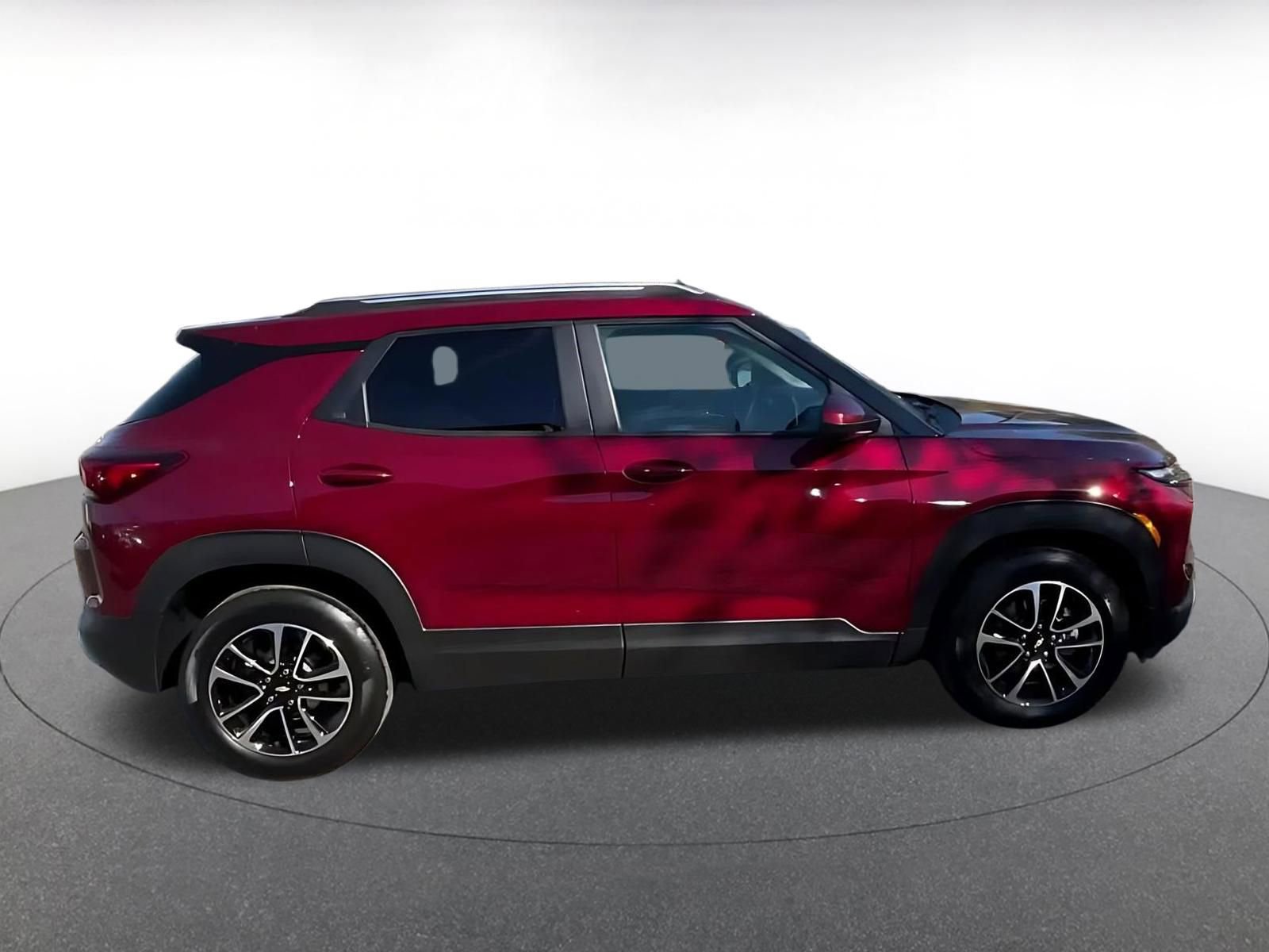 Thumbnail: 2025 Chevrolet TrailBlazer - 16