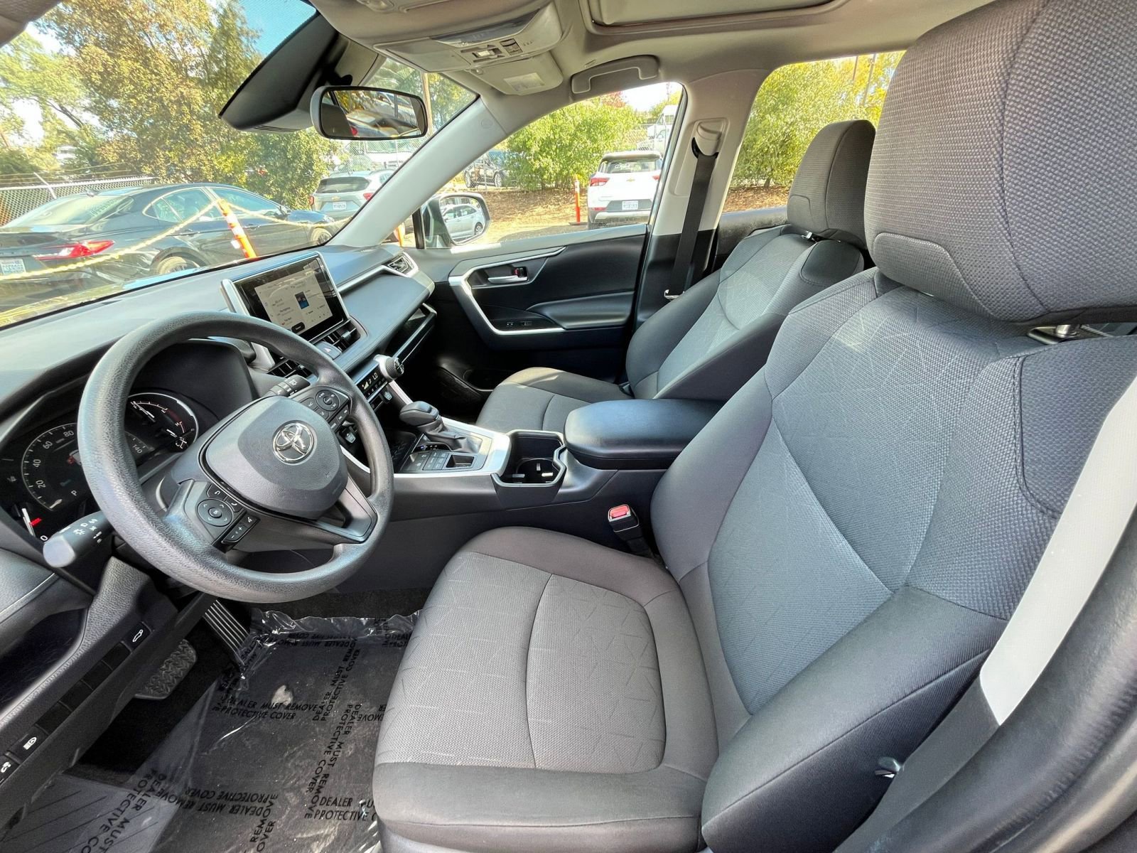 Thumbnail: 2025 Toyota RAV4 - 27