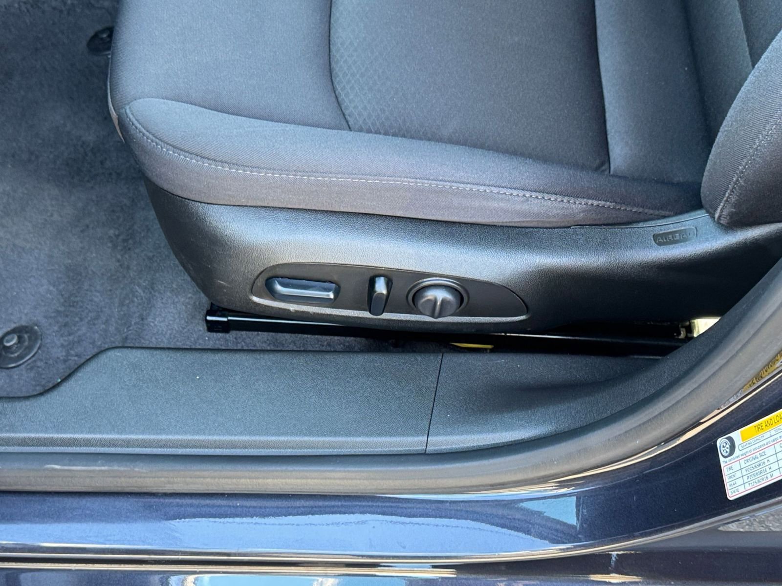 Thumbnail: 2023 Chevrolet Malibu - 23