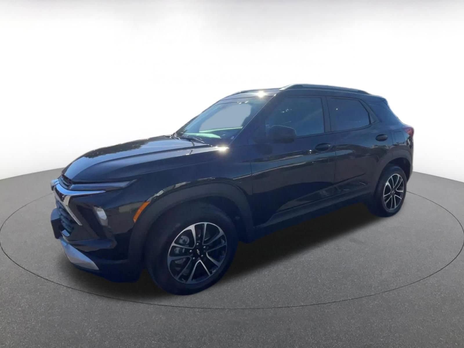 Thumbnail: 2025 Chevrolet TrailBlazer - 8