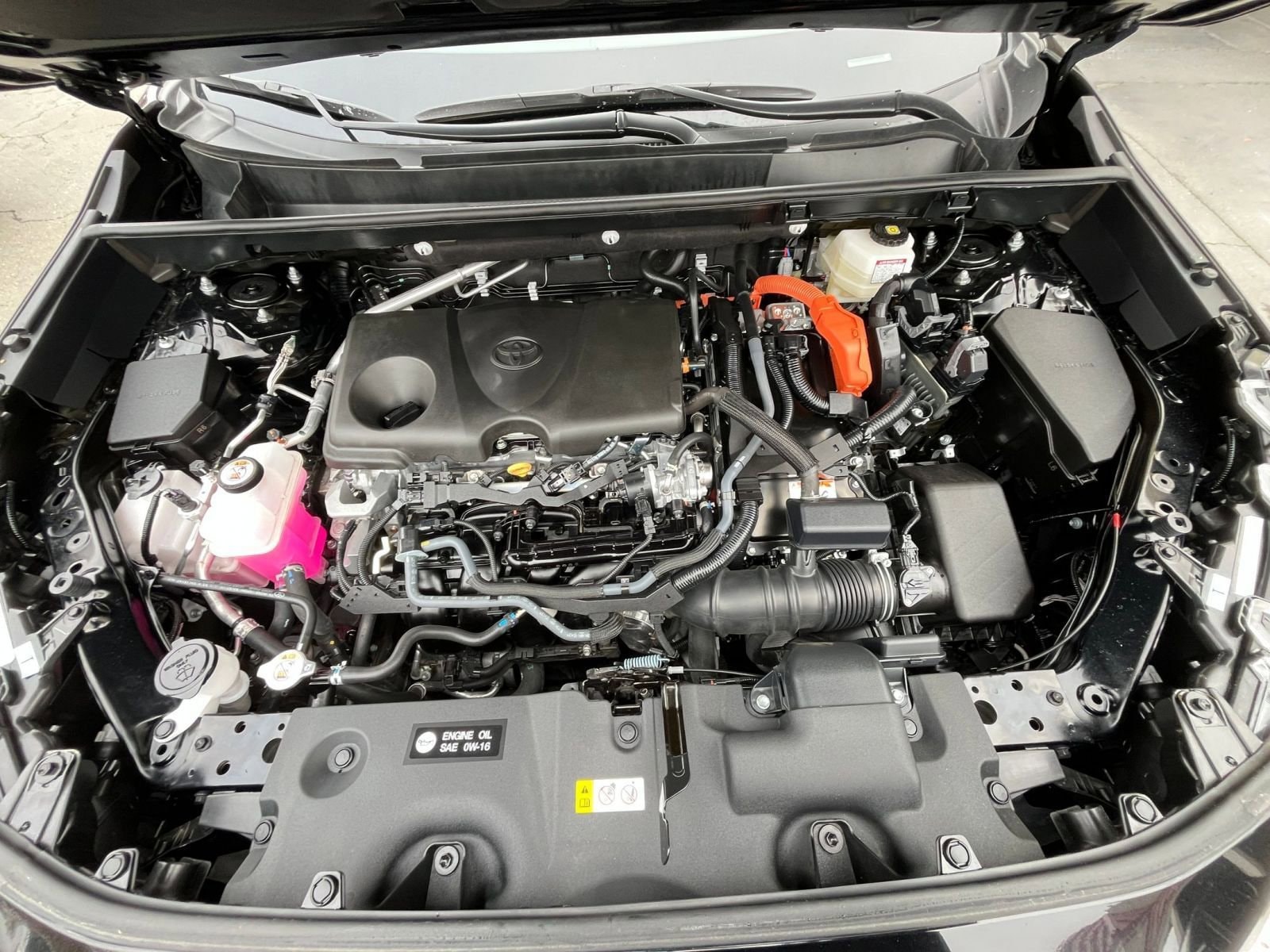 Thumbnail: 2025 Toyota RAV4 - 31