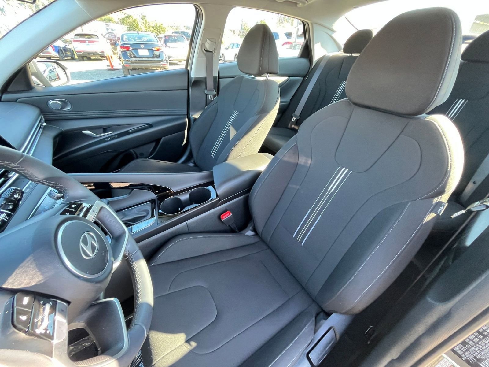 Thumbnail: 2025 Hyundai Elantra - 35