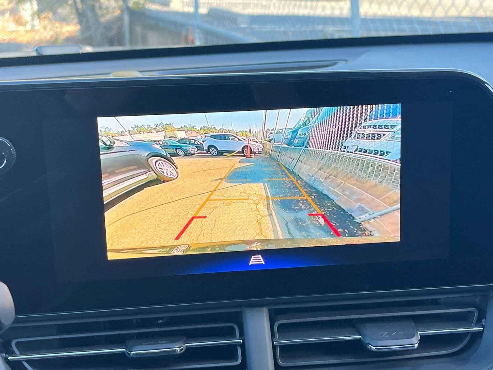 Thumbnail: 2025 Chevrolet Trax - 17